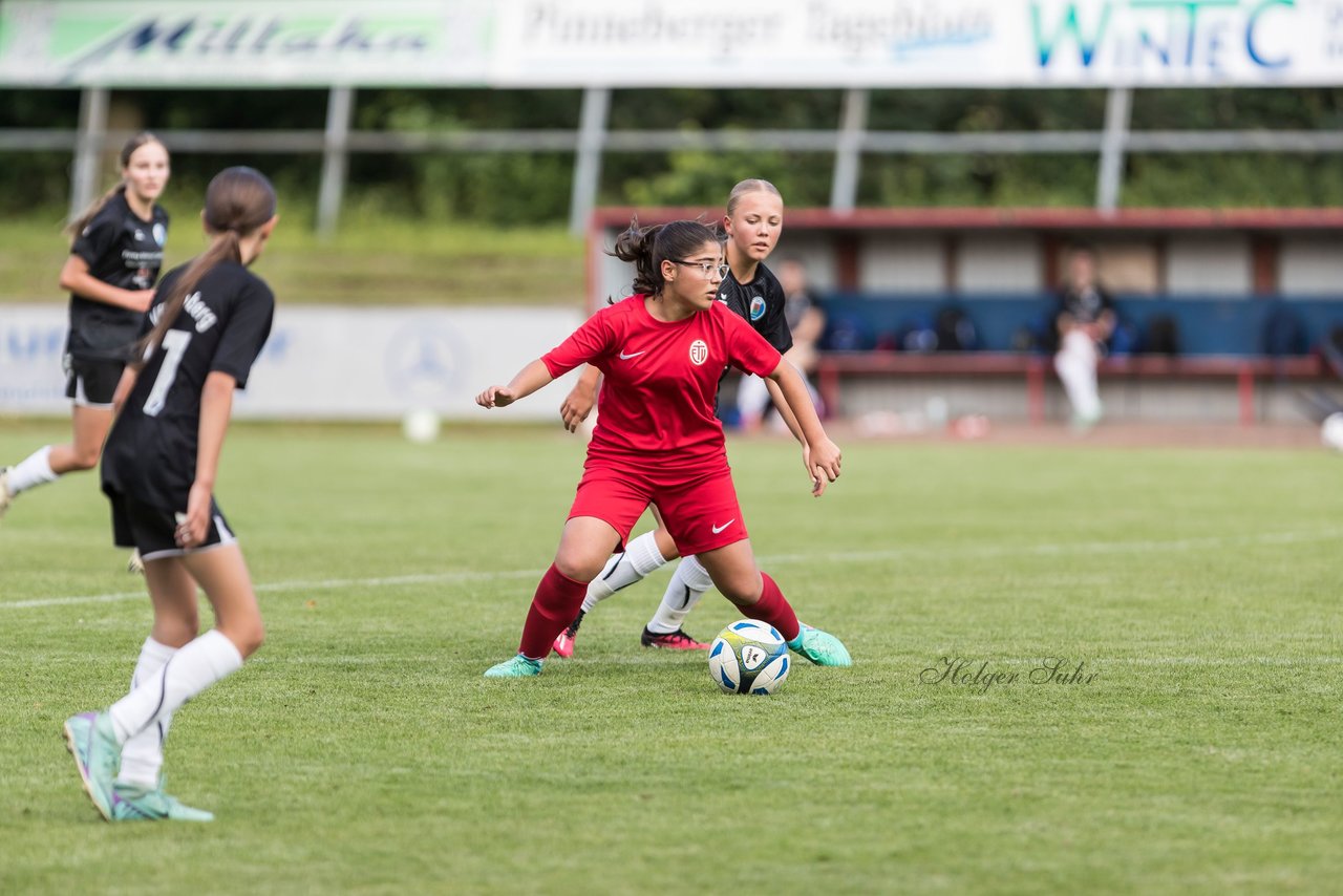 Bild 72 - wCJ VfL Pinneberg - Eimsbuetteler TV : Ergebnis: 0:5